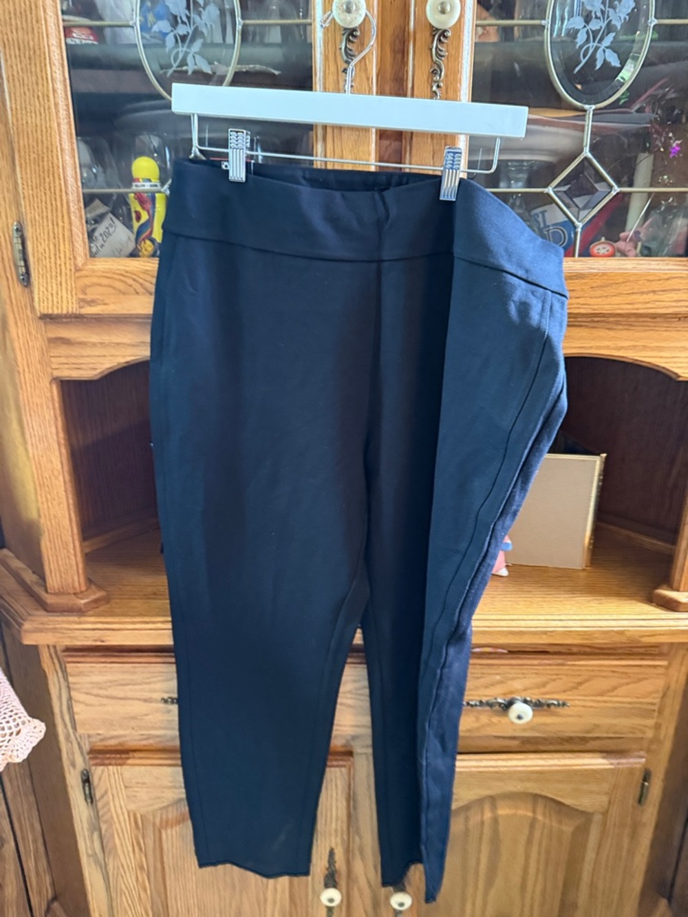 Express black Ponte Pull-On Ankle Pants brand new with tags XL